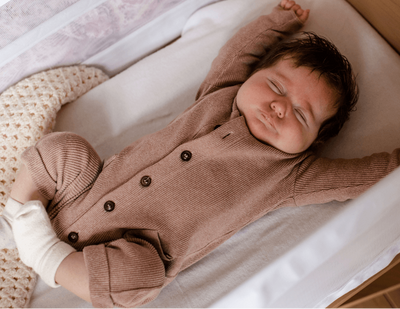 co-sleeper bednest hout inklapbaar - Tiny Library