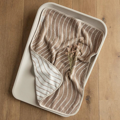 leander aankleed mat topper - Tiny Library