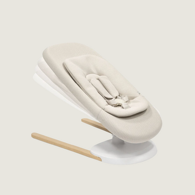 Stokke Yoga Light Sand wipstoel - Tiny Library
