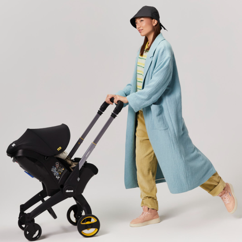 BELLA - 3 in 1 Kinderwagen Autostoel en Buggy in één - Inclusief organizer BELLA - 3 in 1 Kinderwagen Autostoel en Buggy in één - Inclusief organizer