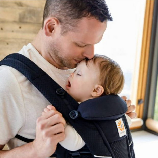 ergobaby draagzak omni breeze - Tiny Library