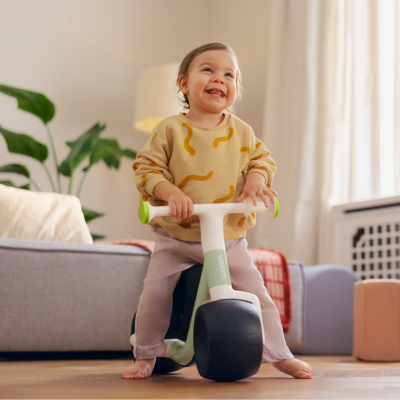 Woom wow loopfiets - kleur Soft sprout - Tiny Library