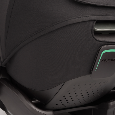 Nuna ARRA flex autostoel TinyLibrary