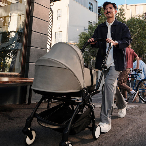 Stokke Yoyo3 0+ kinderwagen sfeerbeeld - Tiny Library