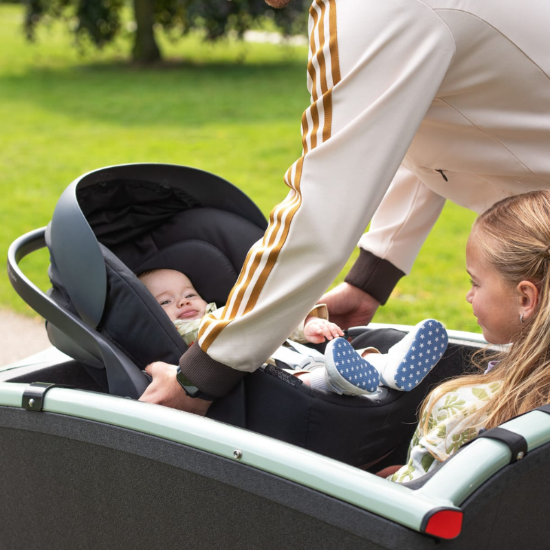 Urban Arrow FamilyNext adapterset Maxi-Cosi – Tiny Library