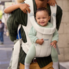 Sfeerbeeld Babybjorn draagzak Hold - Tiny Library