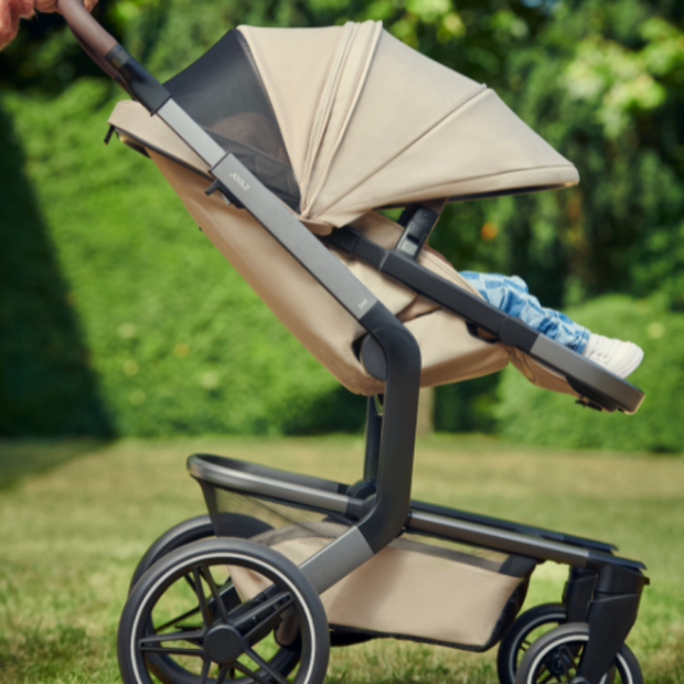 Joolz day 5 kinderwagen sfeerfoto - Tiny Library